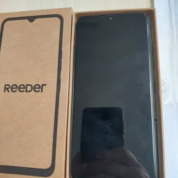 Reeder Satın Aldığım Telefonun Ekranı Arızalı Çıktı, Çözüm Sunulmadı