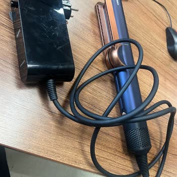 Dyson Düzleştirici Elektrik Arızası Sonrası İlgisizlik