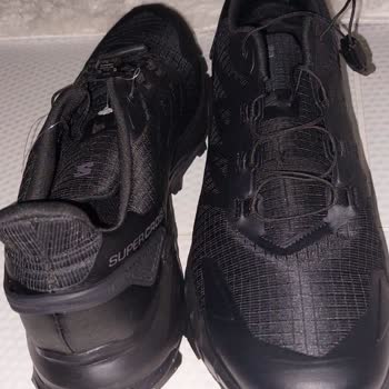 Salomon Ayakkabının Kısa Sürede Yırtılması Ve Boynerin Şikayeti Reddetmesi