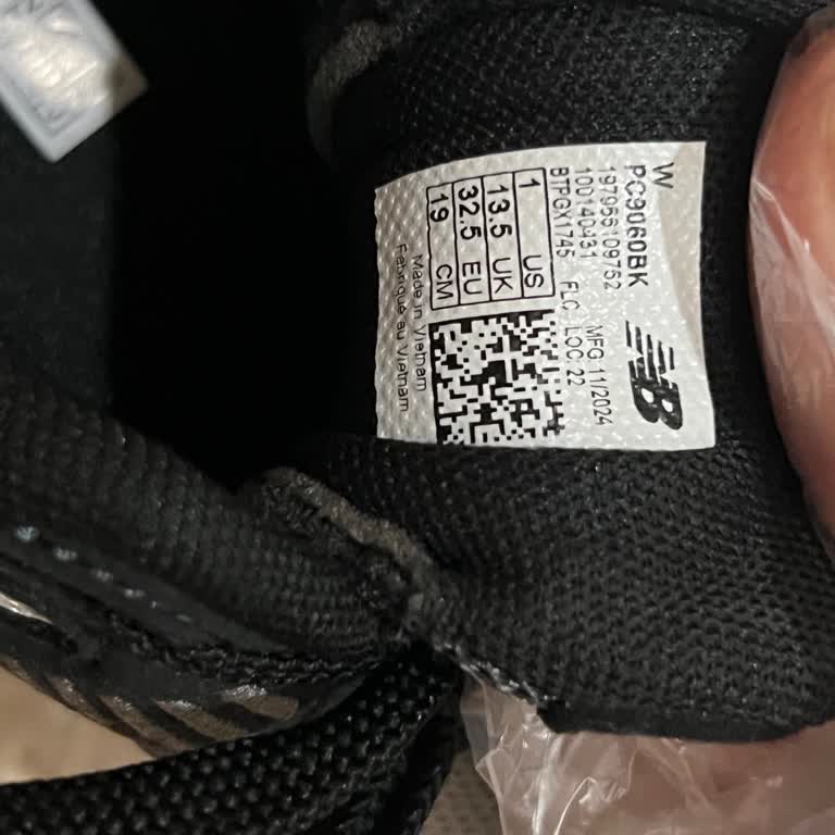 Satın Alınan Ayakkabının İçeriği Hakkında Net Bilgi Alınamıyor