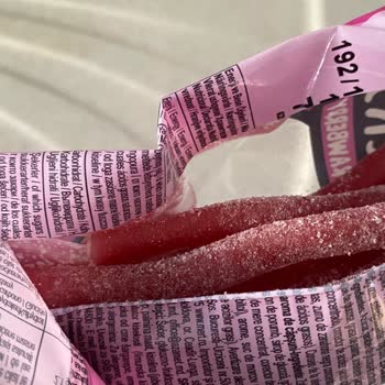 Aldığım Şekerin Erimiş Ve Bozuk Çıkması Hayal Kırıklığı Yarattı