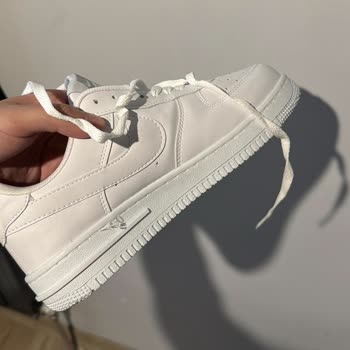 Defolu Ayakkabı Değişiminde Haksız Ek Ücret Talebiyle Mağdur Oldum