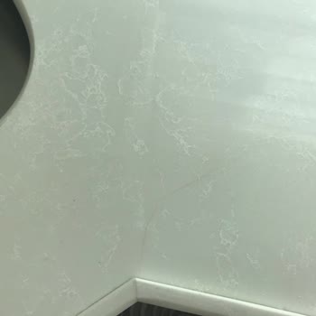 Garanti Kapsamındaki Tezgahımda Çatlak Ve Sararma, Yetkililerden Dönüş Yok