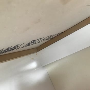 Garanti Kapsamındaki Tezgahımda Çatlak Ve Sararma, Yetkililerden Dönüş Yok