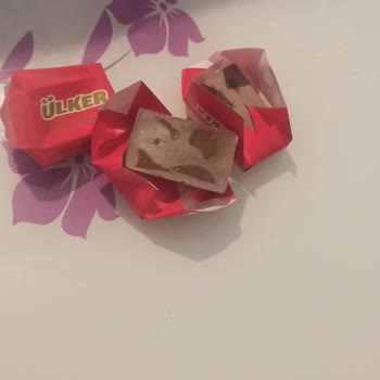 Ülker Napoliten Çikolataların Renk Farklılığı Ve Güven Sorunu
