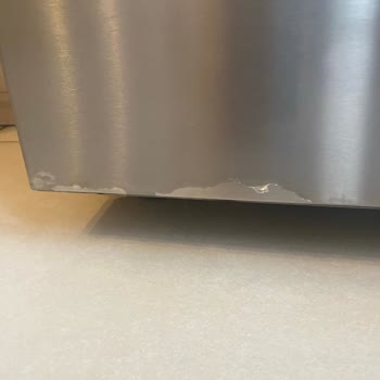 Arçelik Buzdolabında Paslanma Ve Sürekli Arıza Sorunu