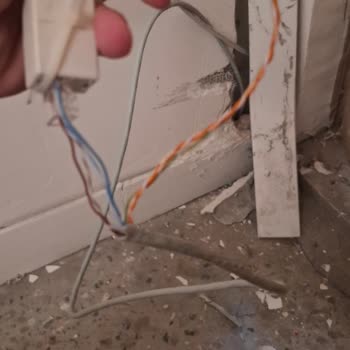 Bağlantım Komşu İçin Kesildi, İnternetim Tamamen Gitti