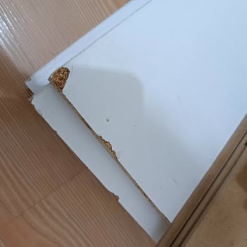 Hasarlı Ve Eksik Parçalı Kitaplık Teslimatı, Müşteri Hizmetlerine Ulaşılamıyor