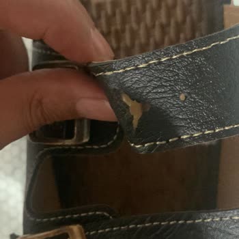 Satın Aldığım Terlik 1 Ay İçinde Yırtıldı, Ücret İadesi Talep Ediyorum