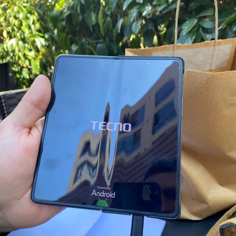 Garanti Kapsamındaki Katlanabilir Telefonum İçin Yüksek Onarım Ücreti Talep Edildi