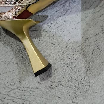 Düğün Günü Satın Aldığım Ayakkabının Topuğu Kırıldı, Hayal Kırıklığı Yaşadım