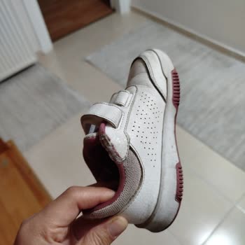 Aldığım Adidas Ayakkabıda Kısa Sürede Açılma Ve Deformasyon - Değişim Talebim Reddedildi