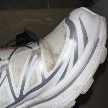 Kısa Sürede Kusur Geliştiren Ayakkabı İçin Değişim Talebimin Yanlışlıkla İade Olarak İşleme Alınması Ve Sürecin Uzaması