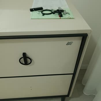 Satın Alınan Dolabın 3 Haftadır Kurulumu Yapılmıyor, Mağduriyet Giderilmiyor