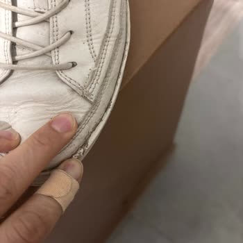 Greyder Ayakkabının Sürekli Dikiş Açılması Ve Değişim Talebinin Reddedilmesi