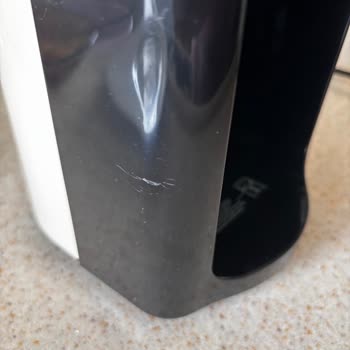 Servisten Çizik Ve Arızalı Dönen Kahve Makinem İçin Değişim Talebi