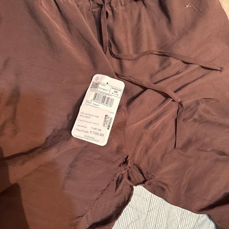 Yeni Aldığım Pantolonun Dikişleri İlk Kullanımda Attı Mağdur Oldum