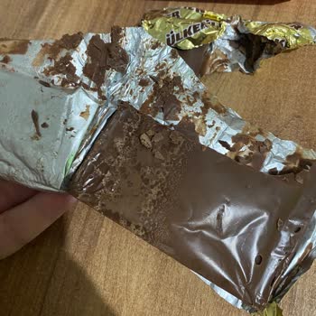 Aldığım Çikolata Eksik Ve Bozuk Çıktı!