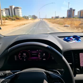 Skoda Karoq Ön Camı İçin Haftalardır Parça Bekliyorum Mağduriyetim Artıyor