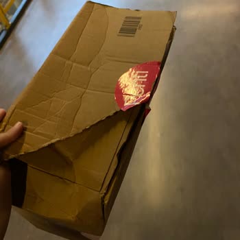 Hijyenik Olmayan Paketleme Ve Güven Sorunu: Penti'den Acil Çözüm Bekliyorum