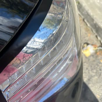 Aracımın Stop Lambası Tamiri Sonrası Hasar Ve Kötü Hizmet Nedeniyle Mağduriyet