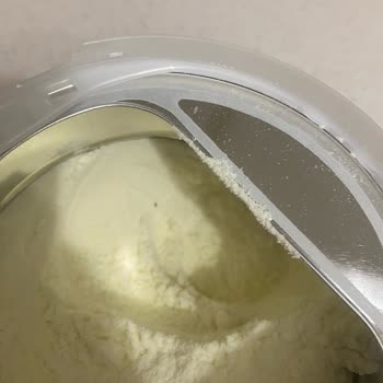 Evolvia Mama'da Sağlığı Tehdit Eden Siyah Yabancı Maddeler Ve Cevapsız Müşteri Hizmeti