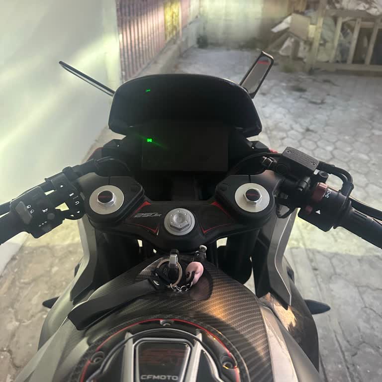 Garanti Bitiminden Hemen Sonra Motosiklet Ekranı Tamamen Arızalandı