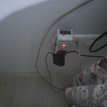 Sürekli Elektrik Kesintileri Nedeniyle Cihazlarım Zarar Gördü, Maddi Kaybımın Karşılanmasını İstiyorum