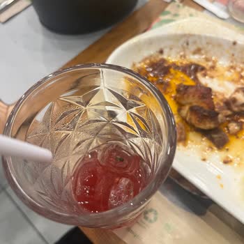 Yemeğimde Sinek Çıktı, Hiçbir Çözüm Sunulmadı!