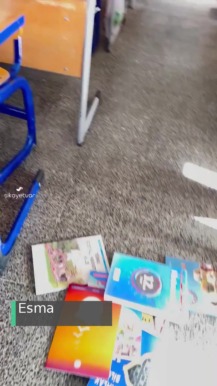 Halil İnalcık Anadolu Lisesi (Etimesgut) Kitaplarımızın Yere Atılması videonun kapak resmi