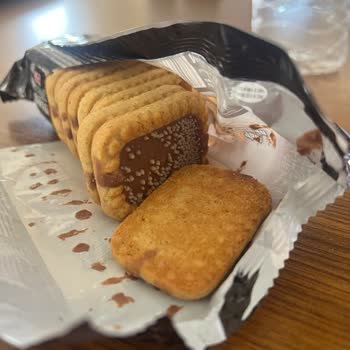 Ambalajı Açılmamış Gıda Ürününde Küflenme ve Kurtlanma Şikayeti