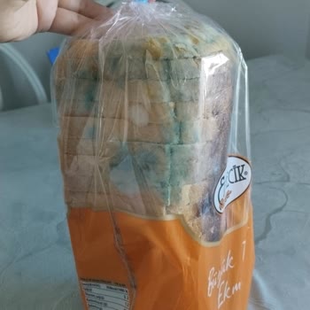 Son Kullanma Tarihi Geçmemiş Tost Ekmeği Küflü Çıktı, İade Gerçekleşmedi