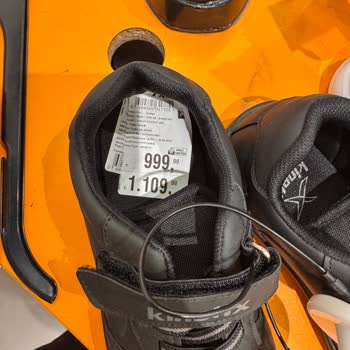 Fırsat Reyonundaki Ayakkabının Etiket Fiyatı Kasada Keyfi Zamlandı, Mağaza Yetkilisi Dönüş Yapmadı