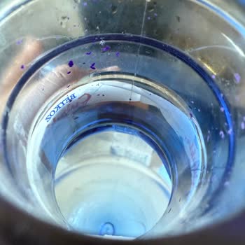 Çubuklu Doğal Kaynak Suyu Damacananın İçinde Mor Lekeler Ve Ulaşılmayan Müşteri Hizmetleri!