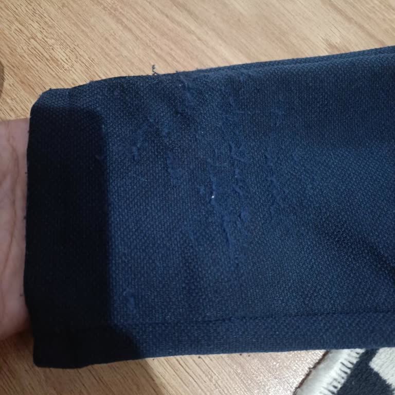 Bir Kez Giyilen Pantolonda İpliklenme Şoku