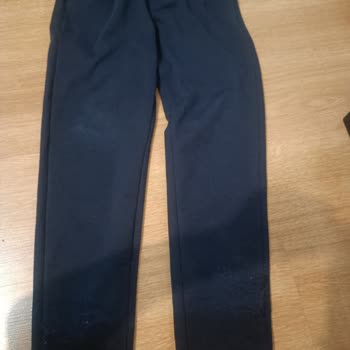 Bir Kez Giyilen Pantolonda İpliklenme Şoku