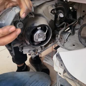 Orijinal Xenon Farlı Aracım Muayeneden Geçmedi Mağdur Edildim