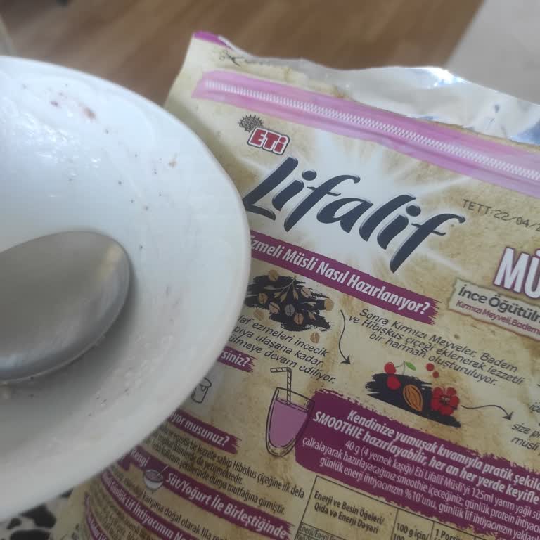 Satın Aldığım Yulaf Ezmesinden Sert Cisim Çıktı, Sağlığım Tehlikeye Girdi