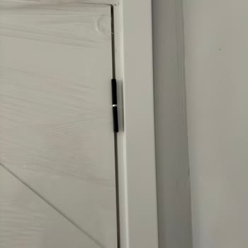 Lake Kapılarda Sürekli Sorun Ve Firmadan Hiçbir Geri Dönüş Alamadım