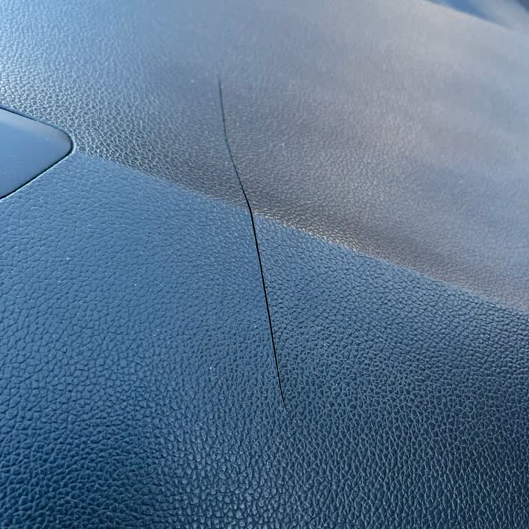 Kia Ceed Aracımda Torpido Çatlağı Mağduriyeti!