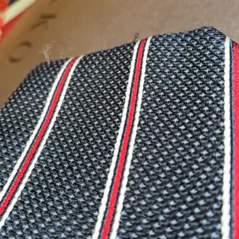 Vakko Kravatlarda Sürekli Atma Sorunu Ve Kalite Düşüşü