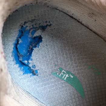 Satın Aldığım Spor Ayakkabının Kısa Sürede Bozulması Ve Çözüm Sunulmaması