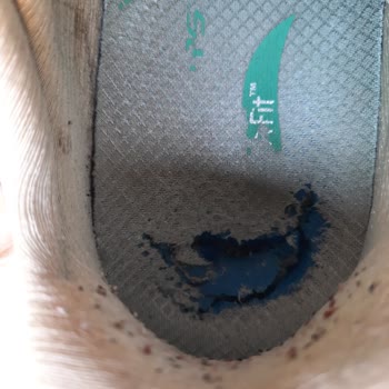 Satın Aldığım Spor Ayakkabının Kısa Sürede Bozulması Ve Çözüm Sunulmaması