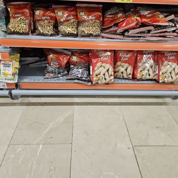 Migros'ta Reyon Etiketleri Eksik, Personel İlgisiz!