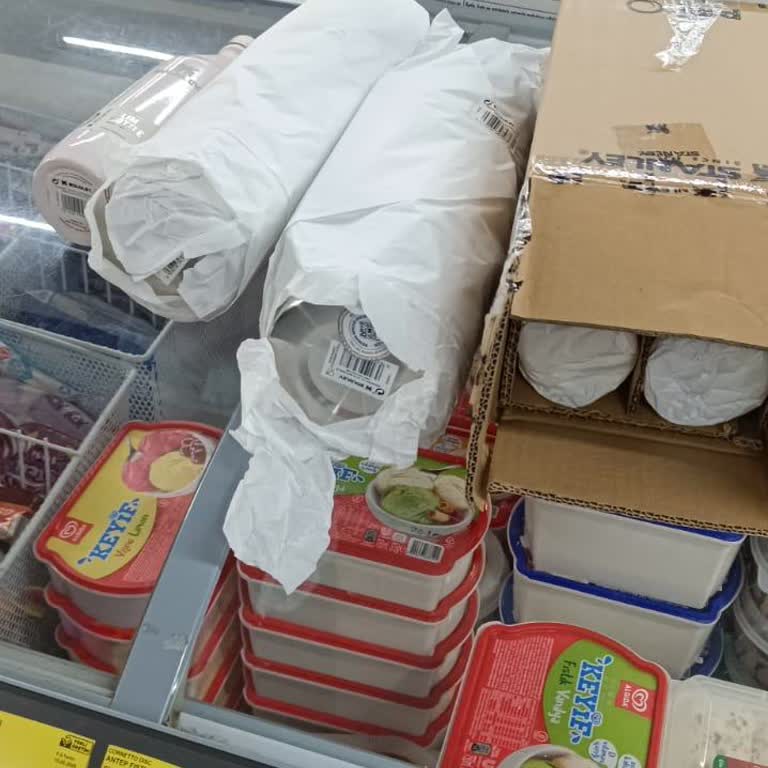 BİM Markette Stanley Termosların Gizlenmesi