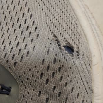 Greyder Kısa Sürede Yıpranan Ayakkabı Ve Yetersiz Müşteri Hizmeti Nedeniyle Hayal Kırıklığı