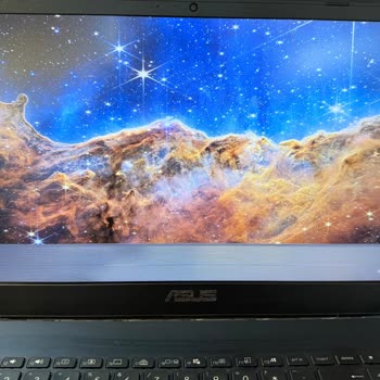 Kısa Sürede Sorun Çıkaran Asus Laptop Ve Düşen Kalite
