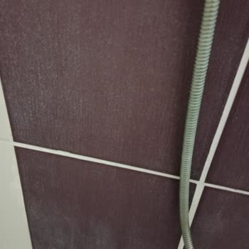 Asperox Mavi Güç Fayanslarımda Kalıcı Leke Bıraktı!