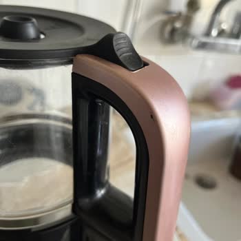 Tamirden Çizik Olarak Dönen Çay Makinesi İçin Değişim Talebi