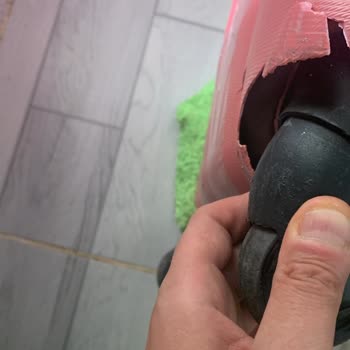 Ajet Uçuşunda Valizim Hasar Gördü Ve Mağduriyetim Giderilmedi